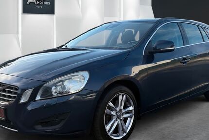 Volvo V60 154.000 km 9.899 &euro; Olpe 57462