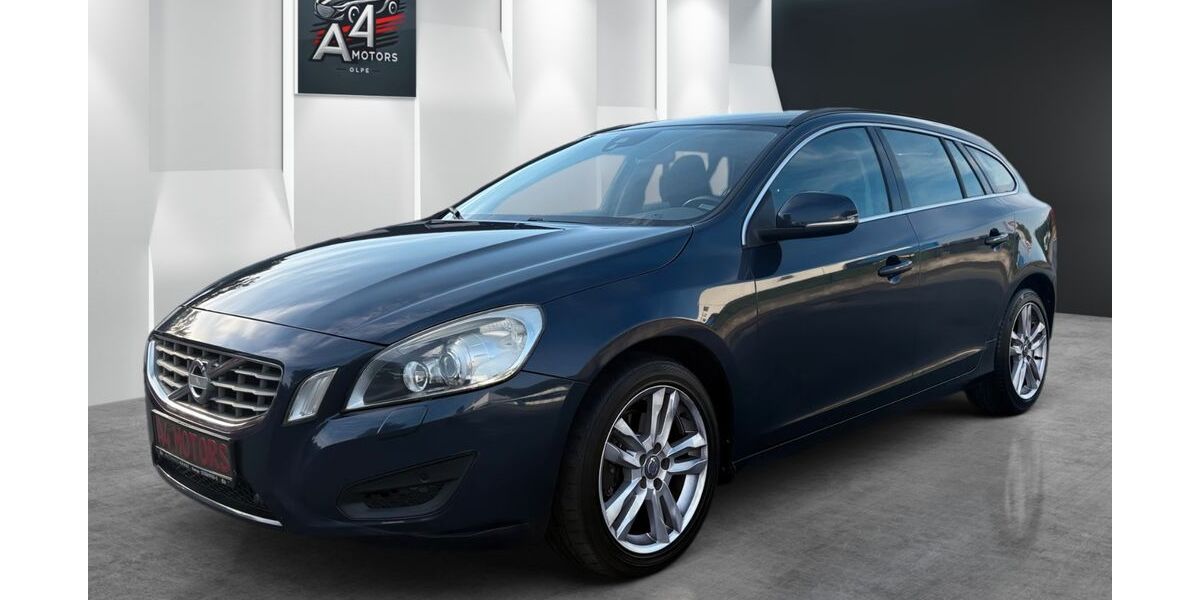 Volvo V60 154.000 km 9.899 &euro; Olpe 57462