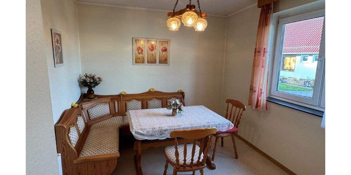  1 o. 2-Familiendoppelhaushälfte mit großem Potenzial und idyllischem Grundstück in Niestetal-Sandershausen 6 zimmer