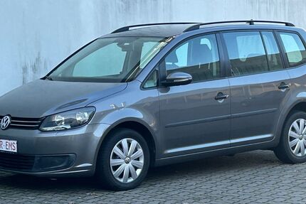 VW Touran 218.000 km 4.875 &euro; Bremen 28201