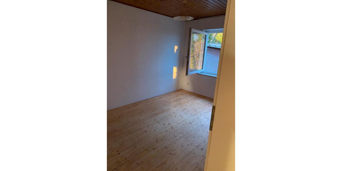 Bungalow Deggendorf - 3 Zimmer, 63 m&sup2;, 1.000&euro; | Angebot:25319212