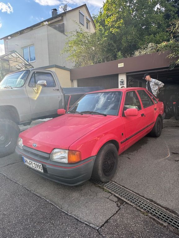 Escort