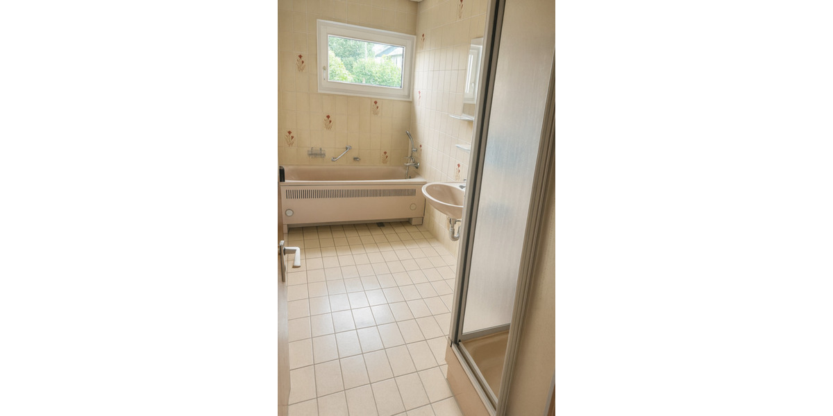 Einfamilienhaus Großostheim - 6.5 Zimmer, 165 m&sup2;, 449.000&euro; | Angebot:23603601