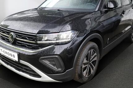 VW T-Cross 1.500 km 27.590 &euro; Lübeck 23560