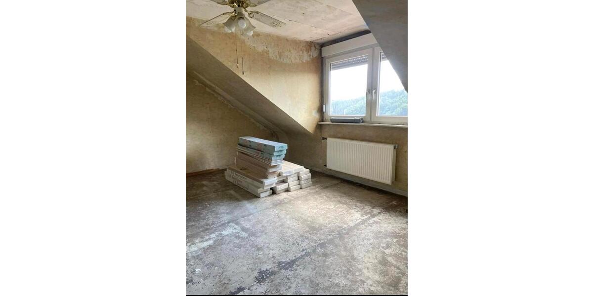 Reihenhaus Rodalben - 7 Zimmer, 131 m&sup2;, 119.000&euro; | Angebot:26891558