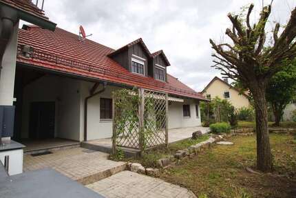 Haus Pilsach - 7 Zimmer, 167 m&sup2;, 585.000&euro; | Angebot:26854030