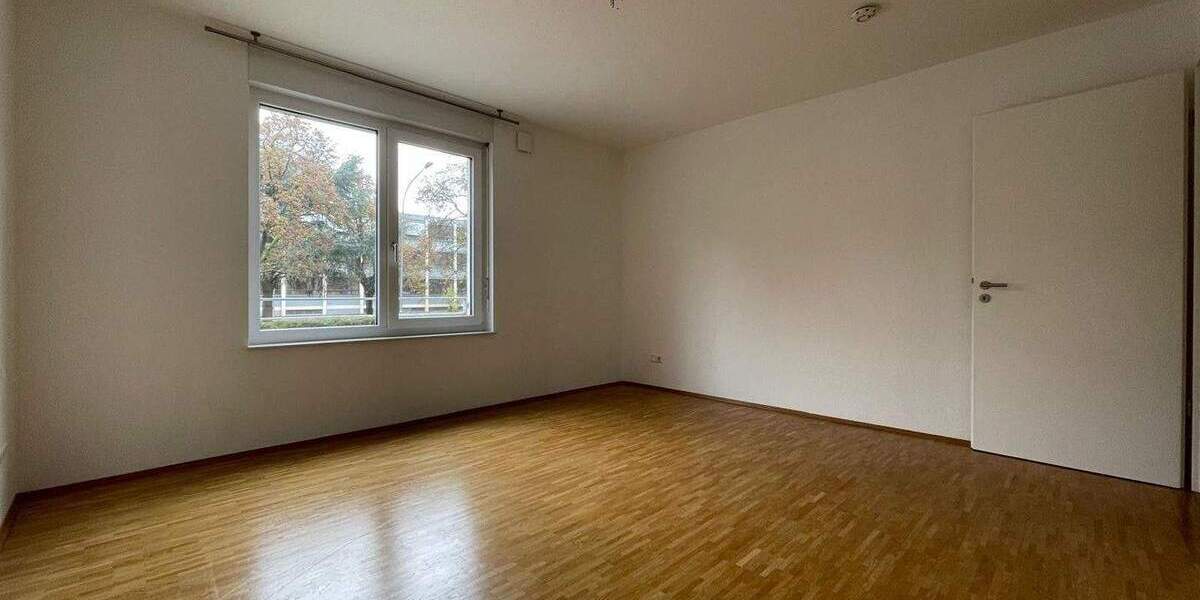 Neuwertige 3 Zi. ETW mit großer Gartenterrasse! 3 zimmer