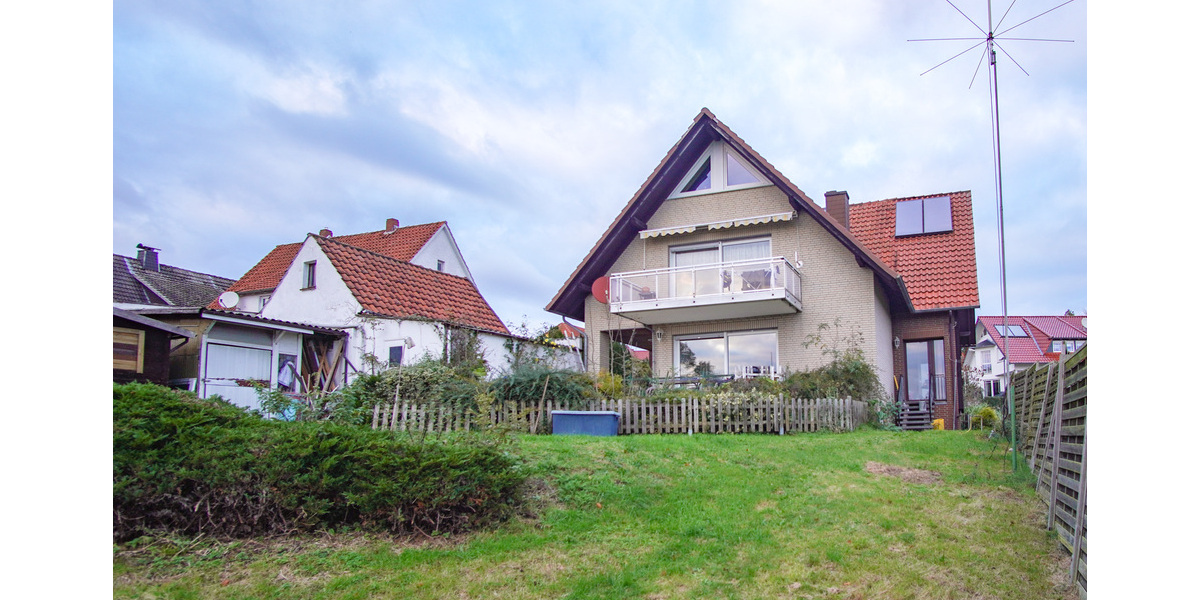 Ihr Zuhause, Ihr Panorama – Wohnen mit traumhafter Aussicht - Einfamilienhaus Porta Westfalica | Angebot:13564854