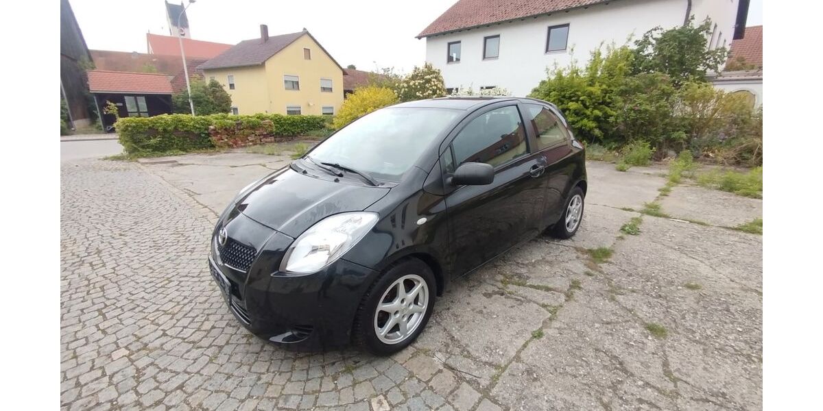 Toyota Yaris 170.000 km 1.399 &euro; Regensburg 93055
