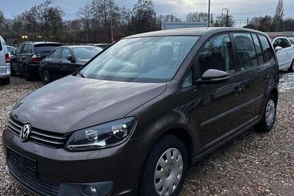 VW Touran 96.000 km 7.950 &euro; Berlin 10829