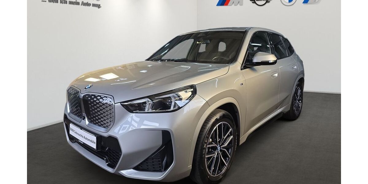 BMW iX1 16.355 km 42.990 &euro; München 80687
