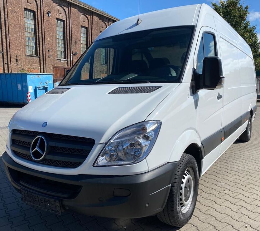 Mercedes-Benz Sprinter 182.775 km 13.400 € Essen 45136