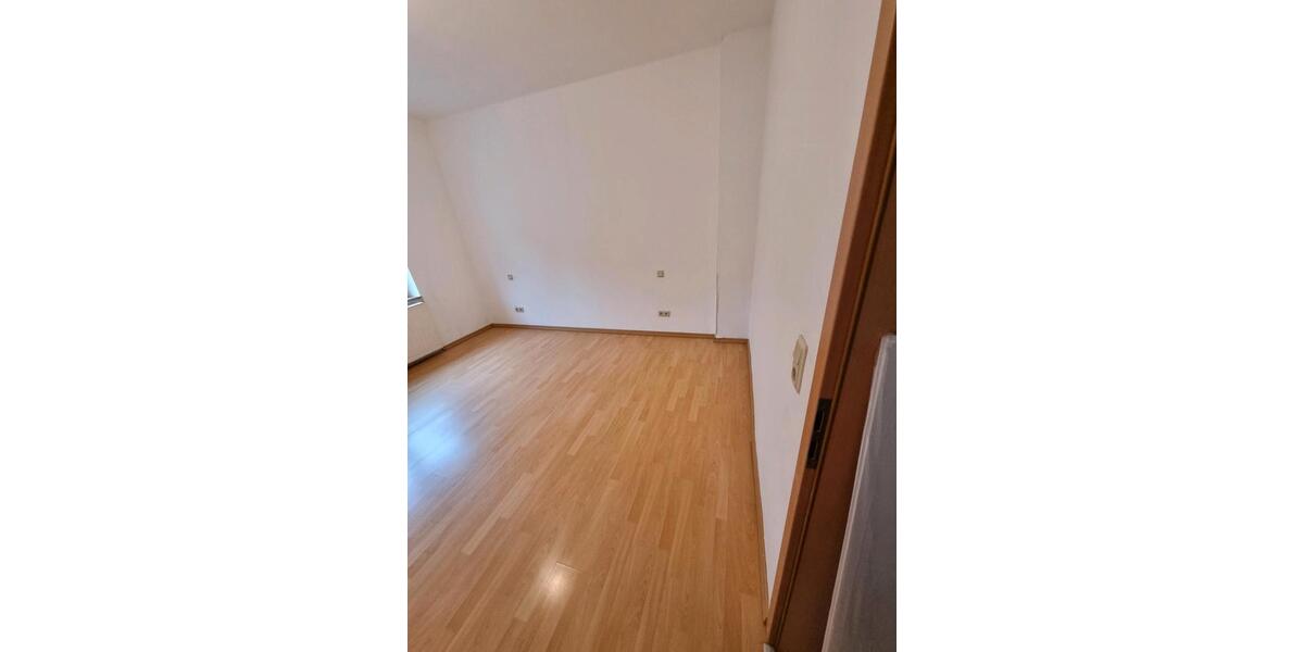 Erdgeschoßwohnung Lünen Alstedde - 3 Zimmer, 80 m&sup2;, 550&euro; | Angebot:25291656