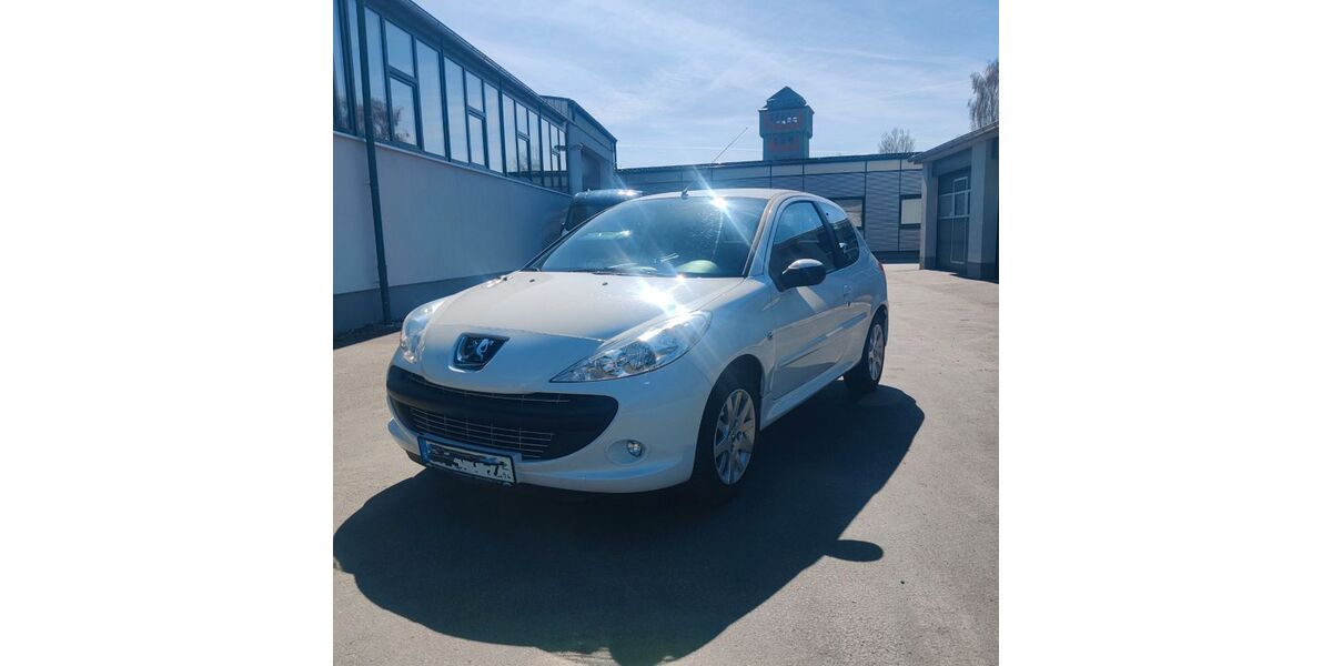 Peugeot 206 49.990 km 3.500 &euro; Niederdorf 09366