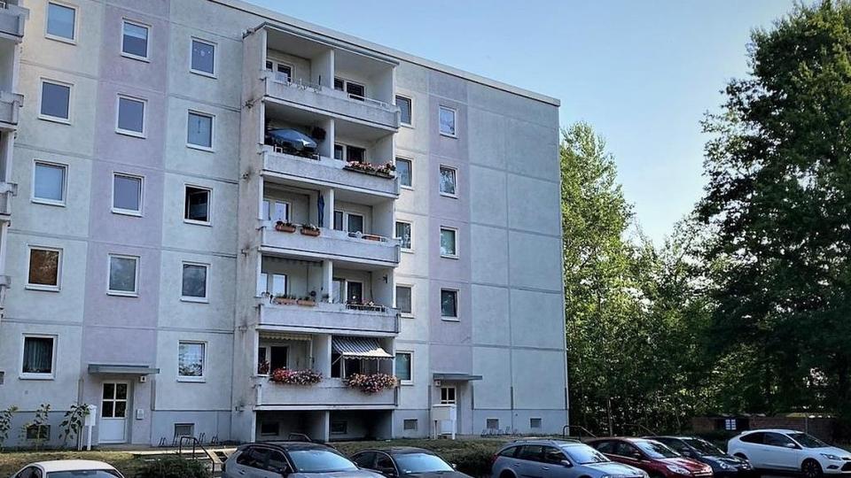 3 Raumwohnung mit Balkon !Jetzt mieten - weniger zahlen 3 zimmer