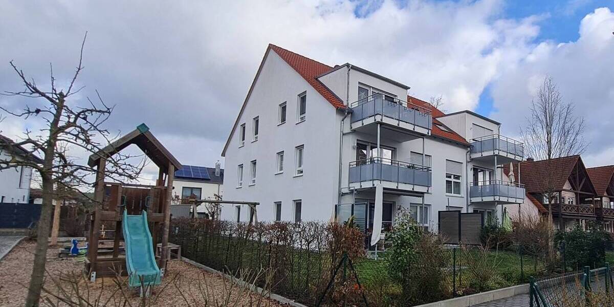 Etagenwohnung Schwabach Unterreichenbach - 3 Zimmer, 90 m&sup2;, 1.175&euro; | Angebot:26305994