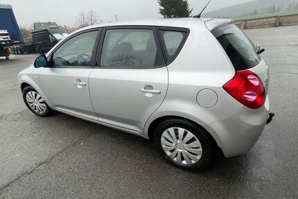 Kia ceed / Ceed 167.000 km 3.200 &euro; Küllstedt 37359