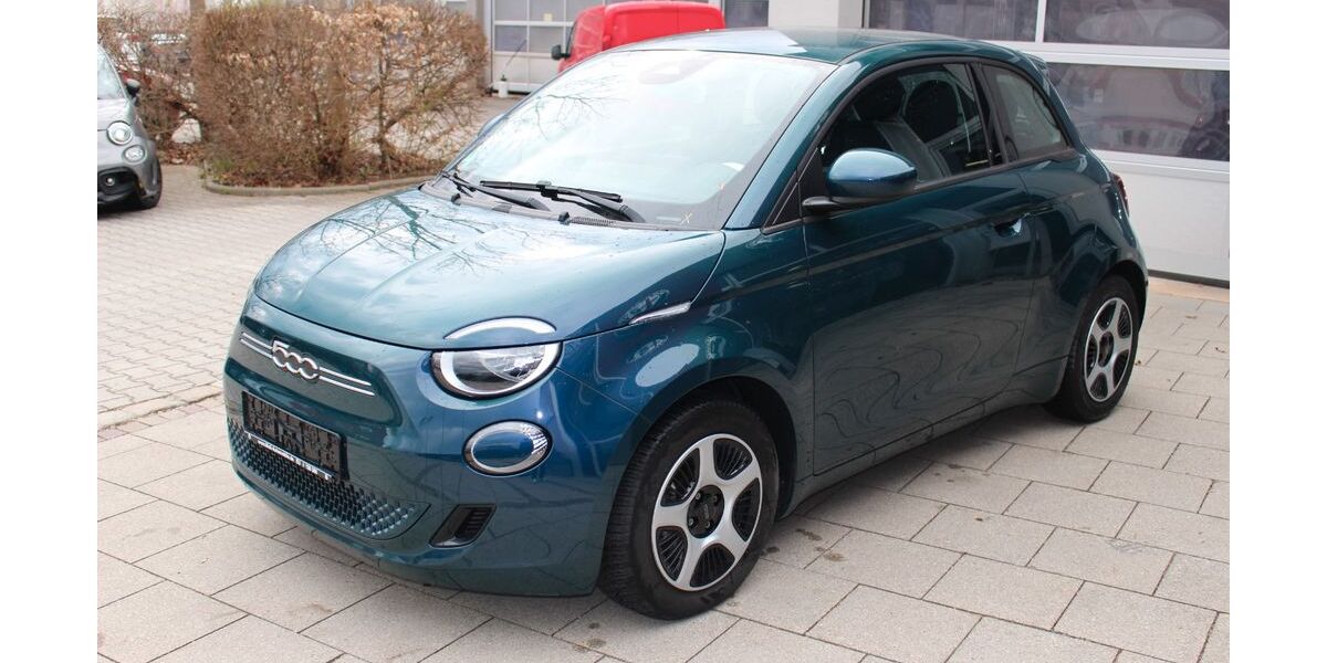 Fiat 500e 17.300 km 11.900 &euro; Weilheim 82362