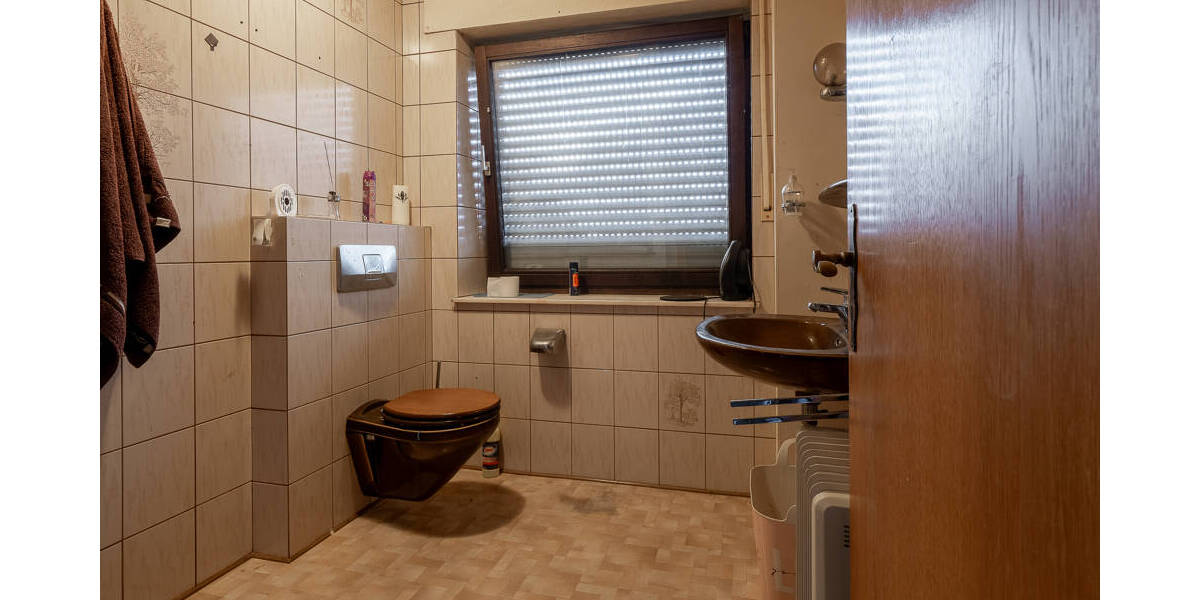 Einfamilienhaus Vreden - 9 Zimmer, 244 m&sup2;, 449.000&euro; | Angebot:25726508