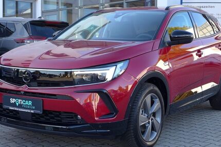 Opel Grandland (X) 8.838 km 24.750 € Aurich 26603