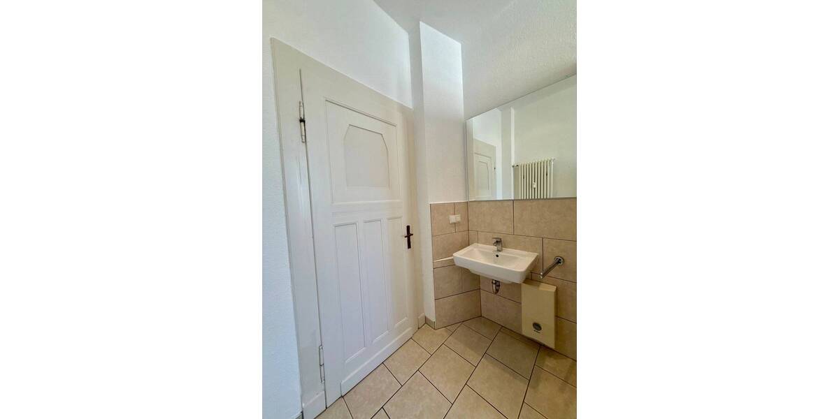 Etagenwohnung Saarbrücken St Johann - 5 Zimmer, 208 m&sup2;, 1.900&euro; | Angebot:26358490