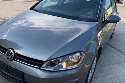 VW Golf 270.000 km 4.900 &euro; Rosenheim 83026