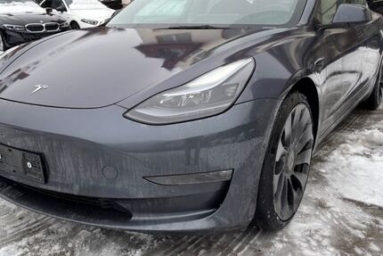 Tesla Model 3 88.750 km 29.350 &euro; Bad Kissingen 97688