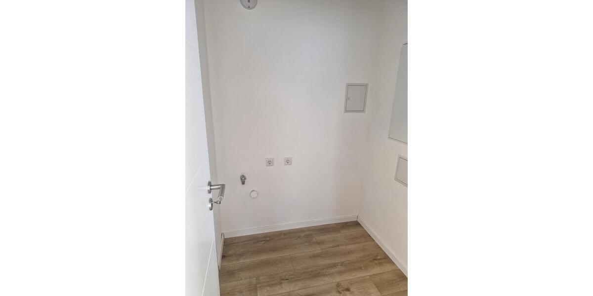 Erdgeschoßwohnung Schweich - 2 Zimmer, 77 m&sup2;, 925&euro; | Angebot:26288392