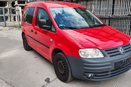 VW Caddy 215.991 km 3.699 &euro; Berlin 13089