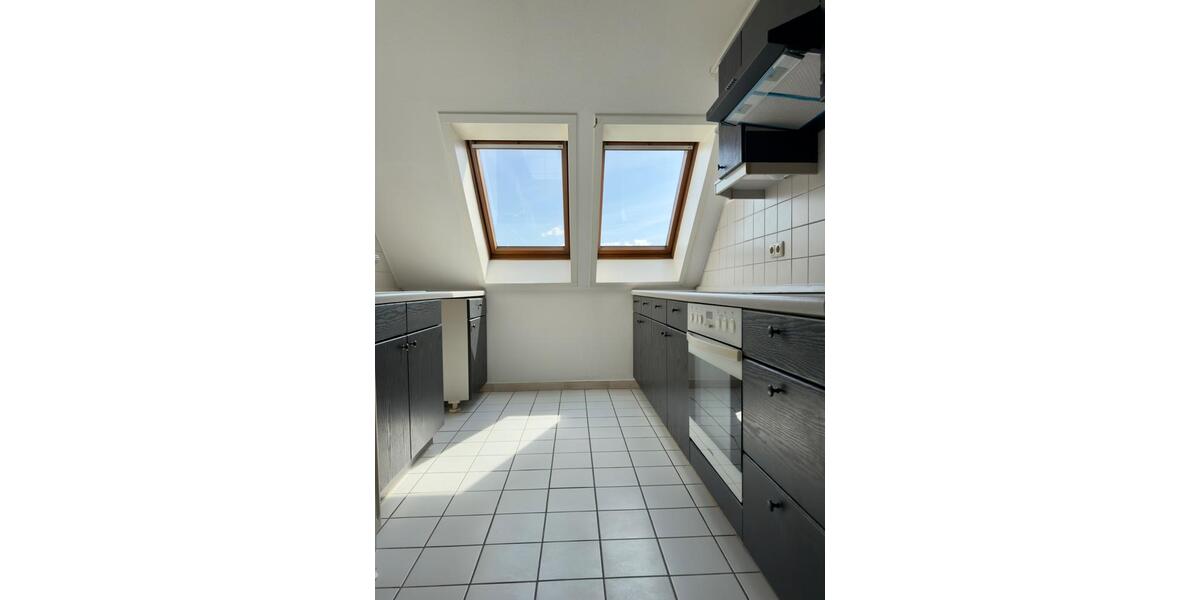 Dachgeschoßwohnung Leegebruch - 3 Zimmer, 94 m&sup2;, 1.100&euro; | Angebot:26647996