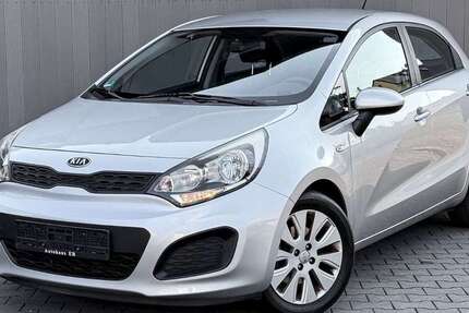 Kia Rio 65.000 km 5.880 &euro; Reutlingen 72770