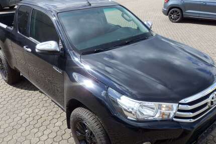 Toyota Hilux 102.100 km 35.700 &euro; Bergisch Gladbach 51469