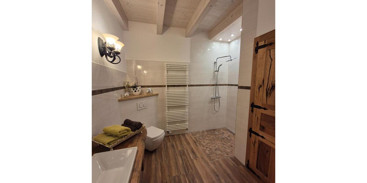 Einfamilienhaus Neuching - 11 Zimmer, 402 m&sup2;, 2.150.000&euro; | Angebot:26890323