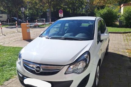 Opel Corsa 146.000 km 4.750 &euro; München 81476