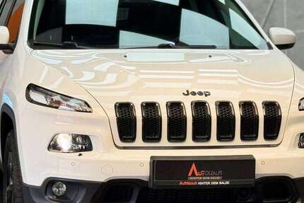 Jeep Cherokee 108.143 km 18.950 &euro; Salzgitter 38259