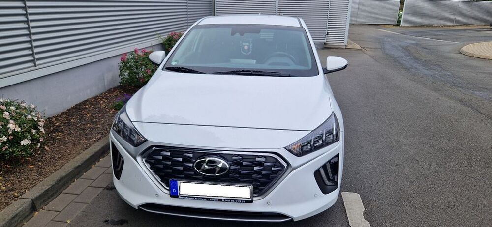 IONIQ