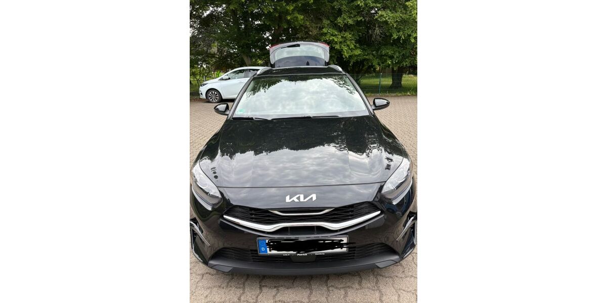 Kia ceed / Ceed 13.000 km 16.999 &euro; Halstenbek 25469