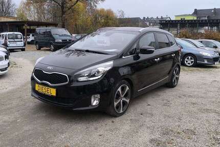 Kia Carens 156.000 km 6.999 &euro; Neukirchen 08459