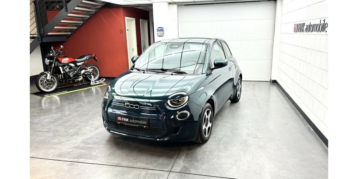 Fiat 500e Action CarPlay Android Automatik 1.Hand 23.004 km 13.120 &euro; Lich 35423