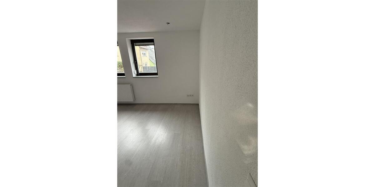 Erdgeschoßwohnung Villingen-Schwenningen Schwenningen - 2 Zimmer, 65 m&sup2;, 700&euro; | Angebot:26293151