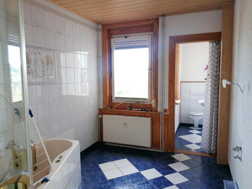 Haus Mehrfamilienhaus Mehrgenerationenhaus in beliebter Wohnlage