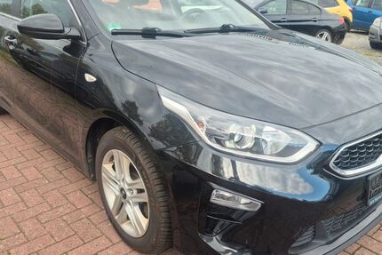 Kia ceed Sportswagon 243.171 km 9.999 &euro; Achim 28832