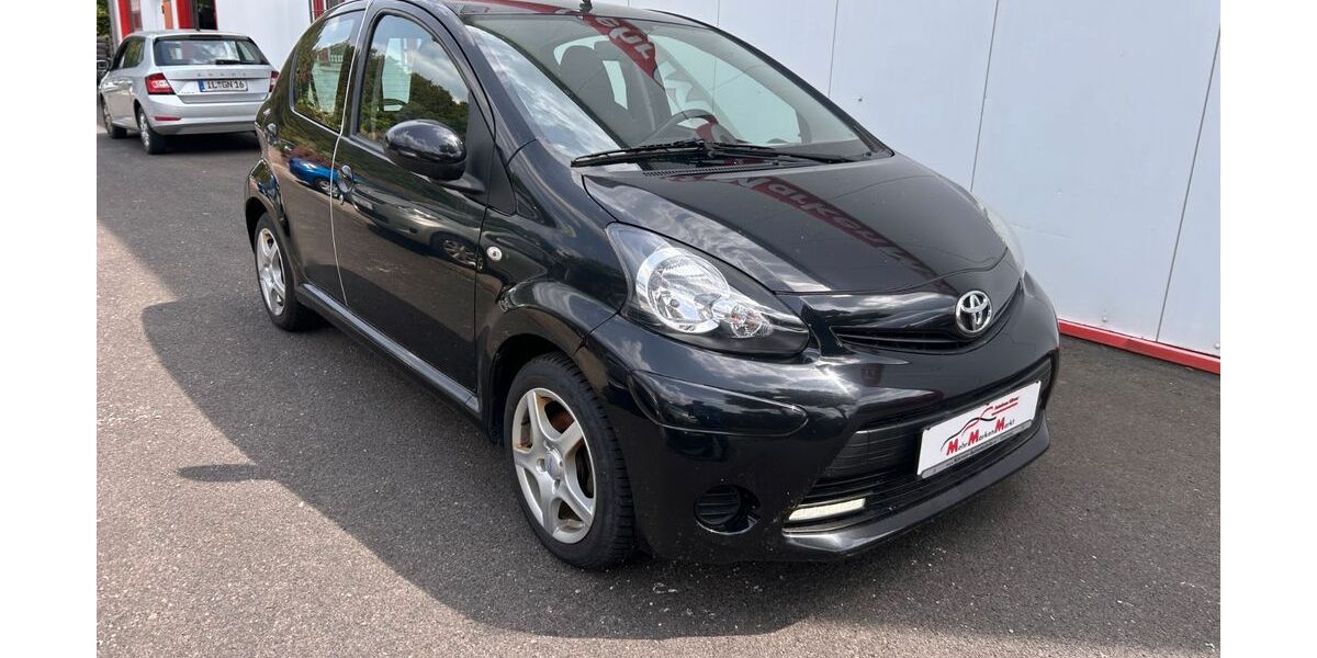 Toyota Aygo (X) 86.380 km 5.790 &euro; Ilmenau 98693