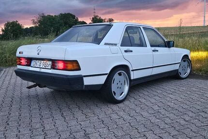 Mercedes-Benz 190 188.840 km 6.000 &euro; Linnich - Gereonsweiler 52441