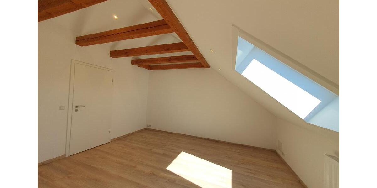 Reihenhaus Waldershof - 5 Zimmer, 130 m&sup2;, 1.300&euro; | Angebot:24832212