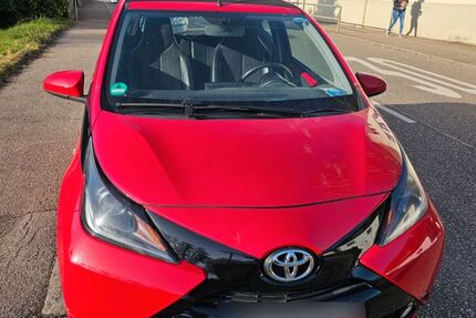 Toyota Aygo (X) 155.000 km 4.495 &euro; Esslingen 73732