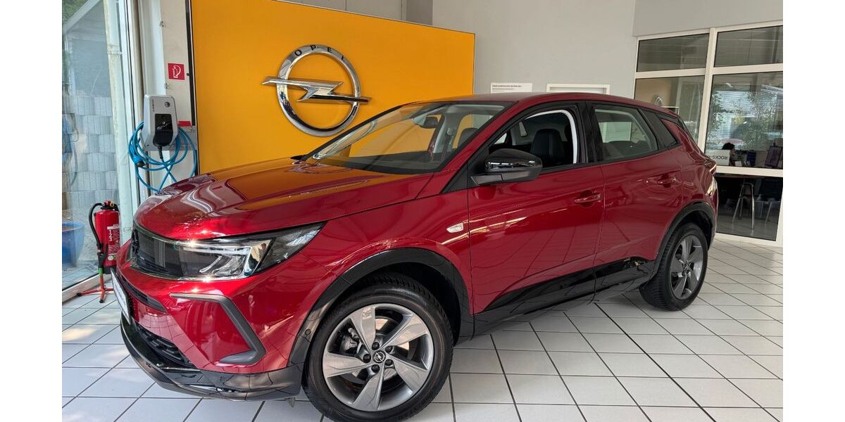 Opel Grandland (X) 7.430 km 26.190 &euro; Olpe 57462
