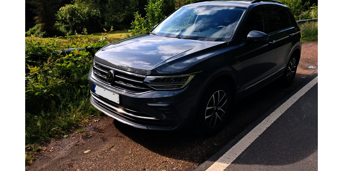 VW Tiguan 53.000 km 23.900 &euro; Wissen 57537
