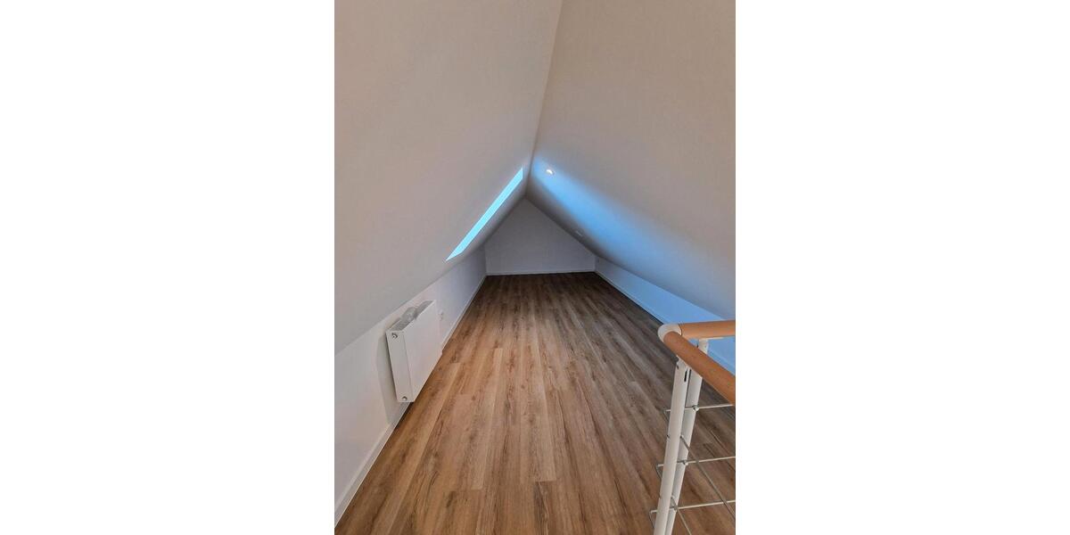 Dachgeschoßwohnung Zörbig - 3 Zimmer, 80 m&sup2;, 760&euro; | Angebot:25408249