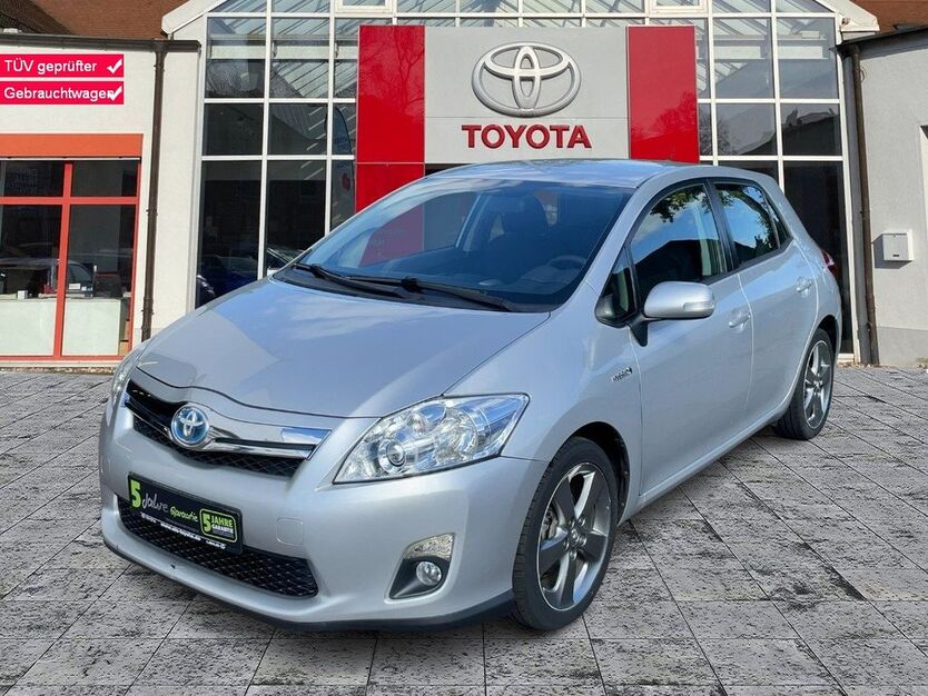 Toyota Auris 148.789 km 8.395 € Dresden 01217